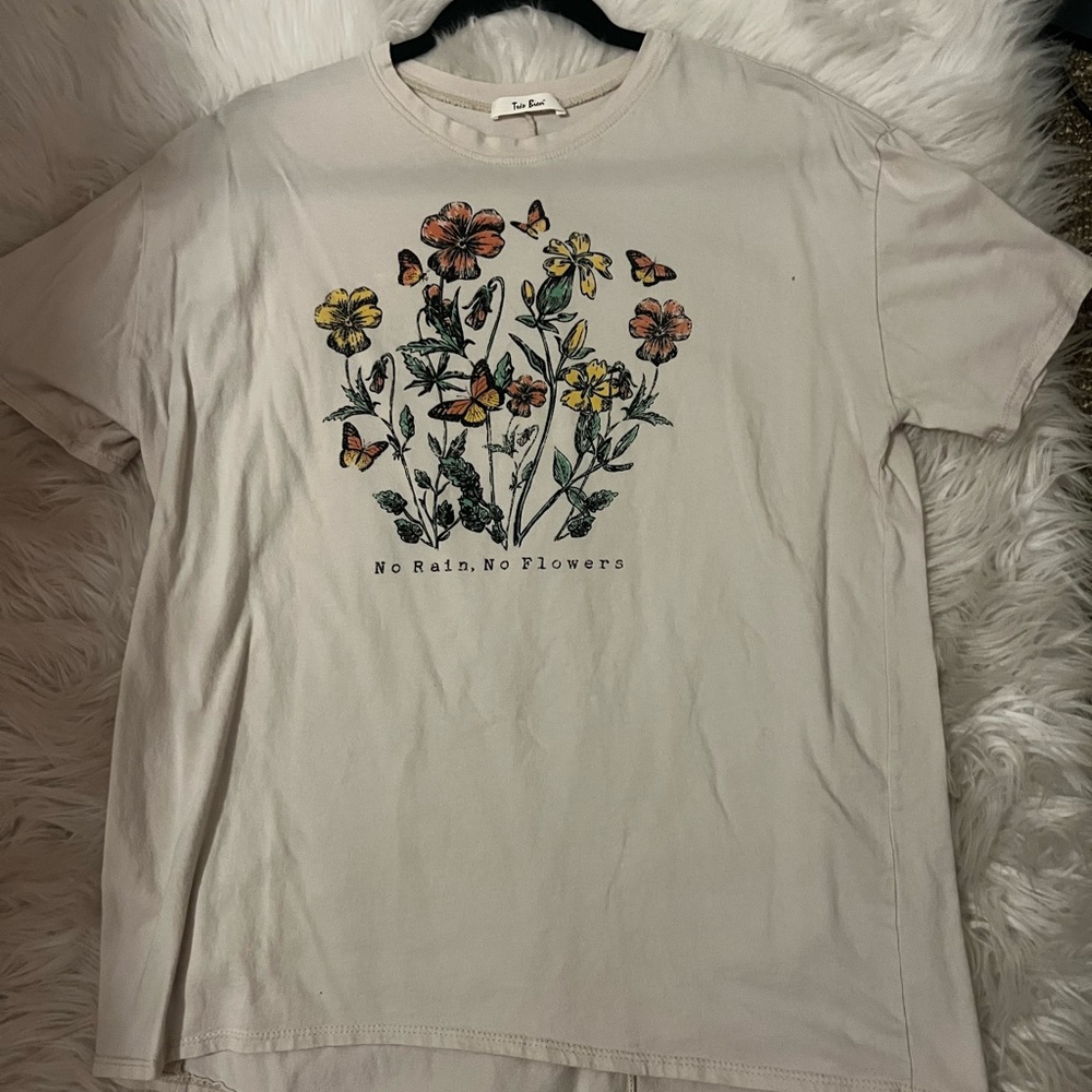 “no rain, no flowers” flower over sized t-shirt